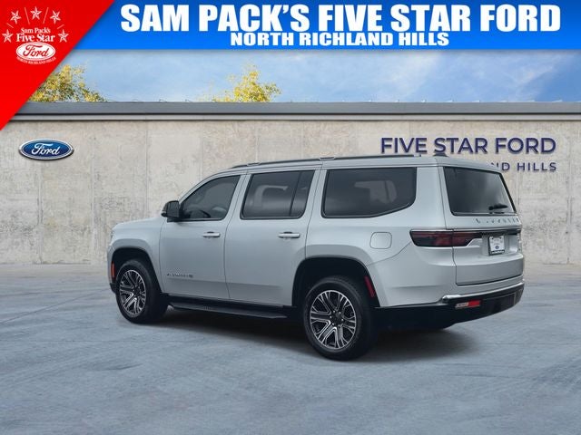 2024 Jeep Wagoneer Base