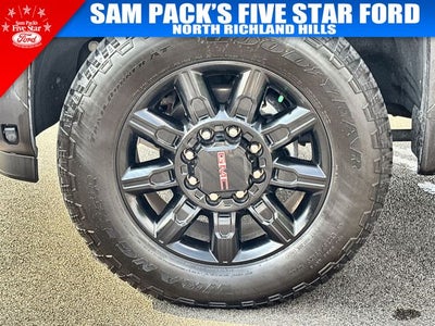 2025 GMC Sierra 2500HD AT4