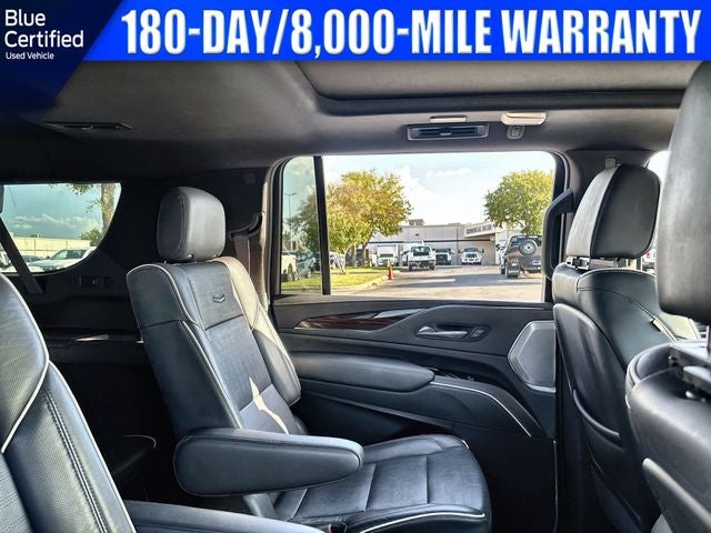 2022 Cadillac Escalade ESV Premium