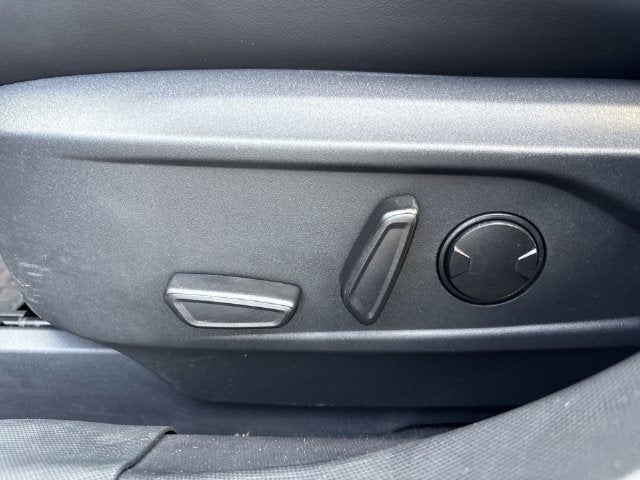 2022 Ford Mustang Mach-E Select