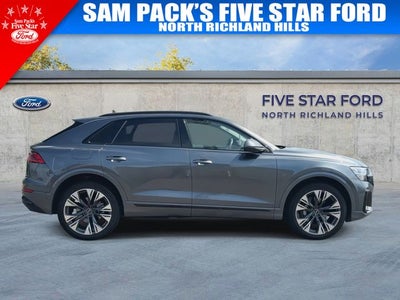 2025 Audi Q8 55 Premium Plus quattro