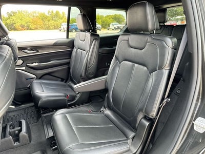 2022 Jeep Grand Cherokee L Overland
