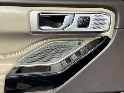 2022 Ford Explorer Platinum