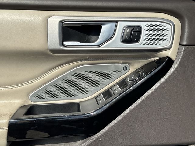 2022 Ford Explorer Platinum