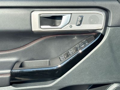 2024 Ford Explorer ST-Line
