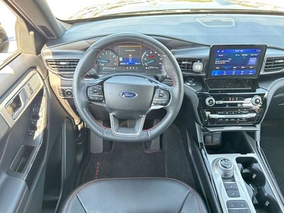 2024 Ford Explorer ST-Line