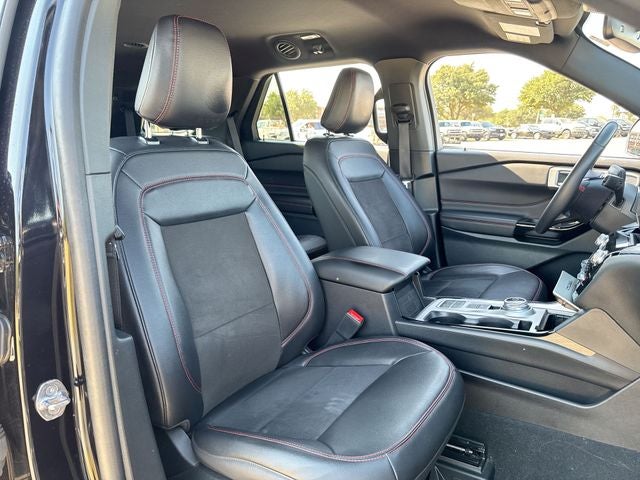 2024 Ford Explorer ST-Line