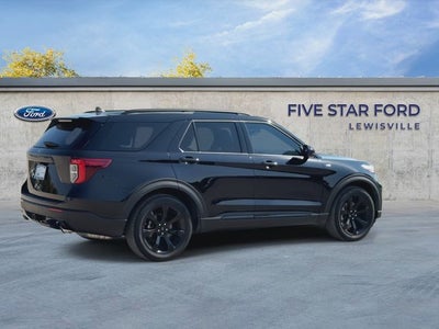 2024 Ford Explorer ST-Line