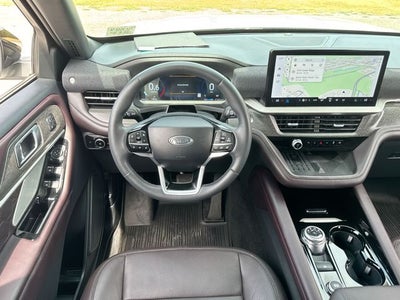 2025 Ford Explorer Platinum