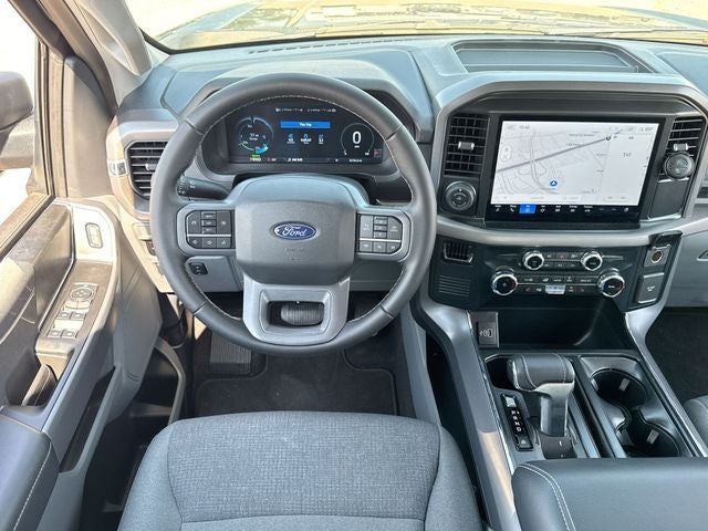 2025 Ford F-150 Lightning XLT