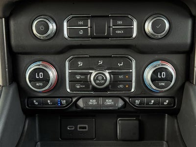 2023 GMC Yukon XL AT4