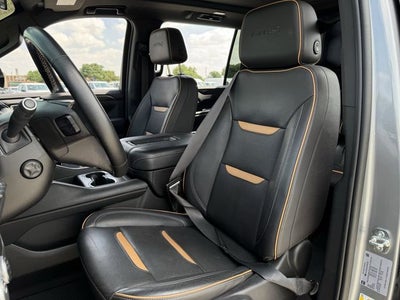 2023 GMC Yukon XL AT4