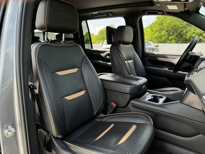 2023 GMC Yukon XL AT4