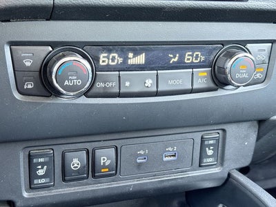 2022 Nissan Frontier SV