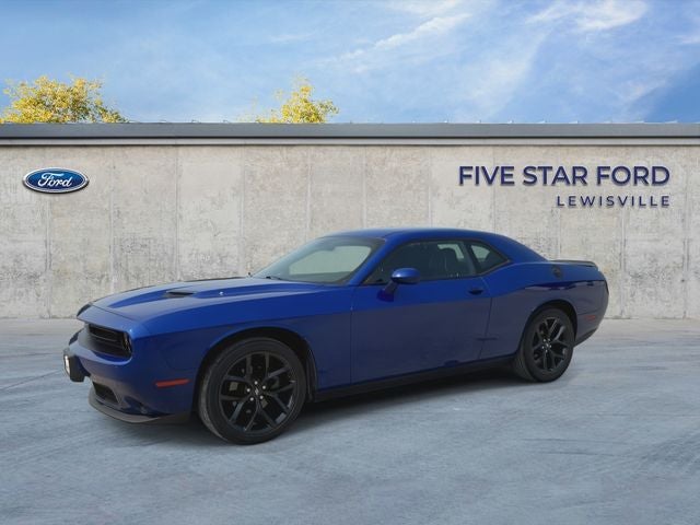 2022 Dodge Challenger SXT