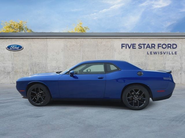2022 Dodge Challenger SXT