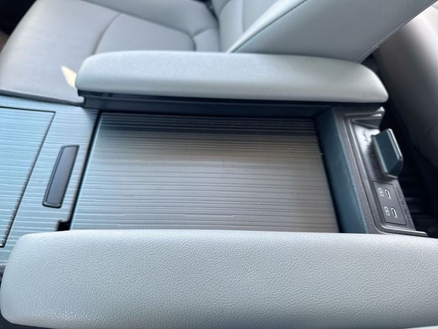 2025 Toyota Sienna XLE 7 Passenger
