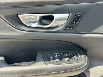 2024 Volvo S60 B5 Core Dark Theme