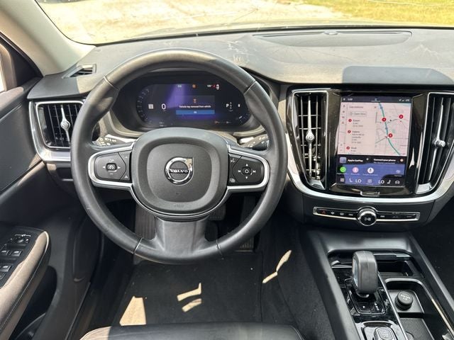 2024 Volvo S60 B5 Core Dark Theme