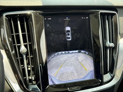 2024 Volvo S60 B5 Core Dark Theme