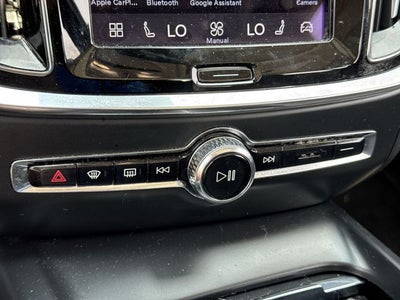 2024 Volvo S60 B5 Core Dark Theme