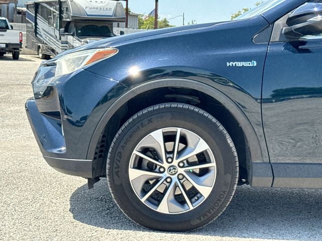 2018 Toyota RAV4 Hybrid XLE