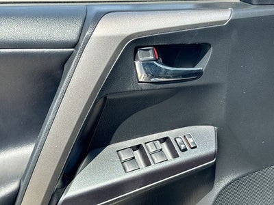 2018 Toyota RAV4 Hybrid XLE