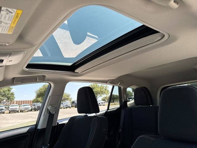 2018 Toyota RAV4 Hybrid XLE