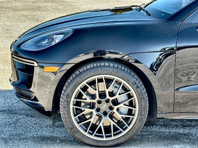 2020 Porsche Macan Turbo