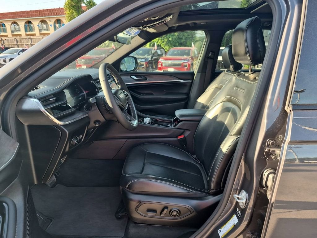 2023 Jeep Grand Cherokee Overland