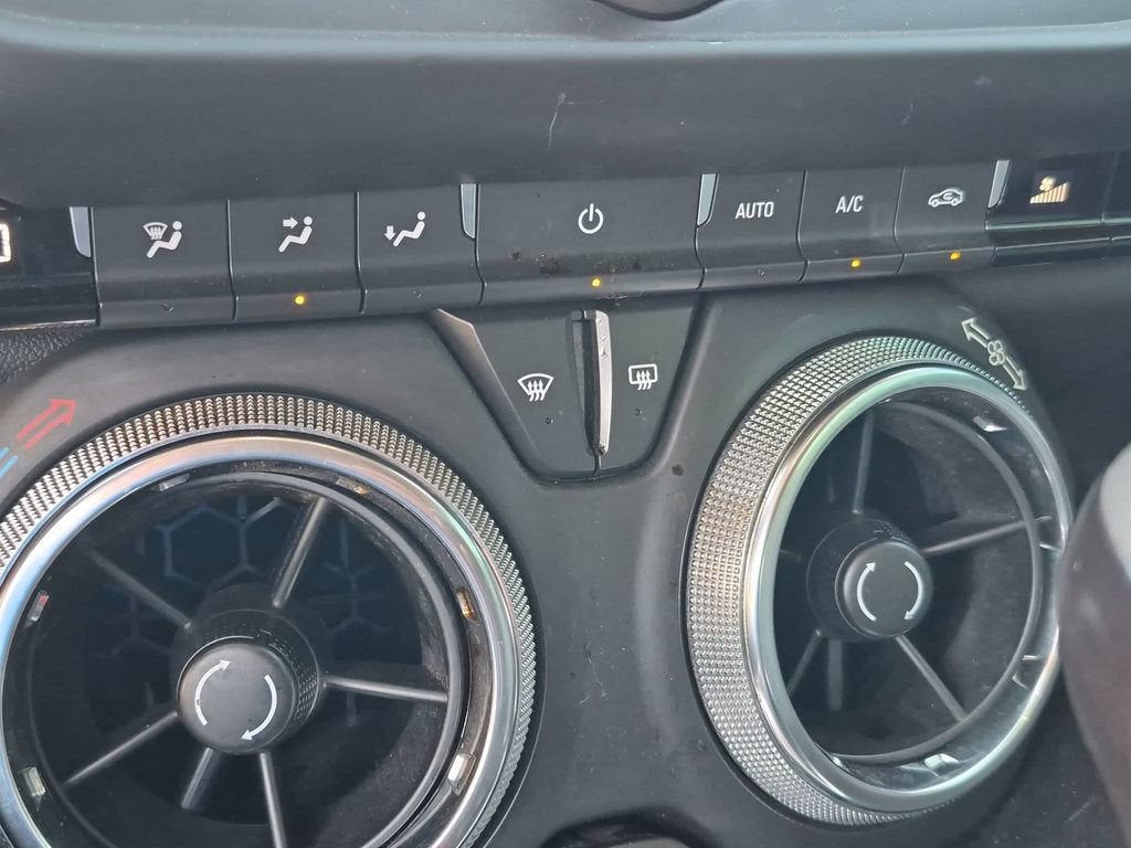 2022 Chevrolet Camaro 1LT