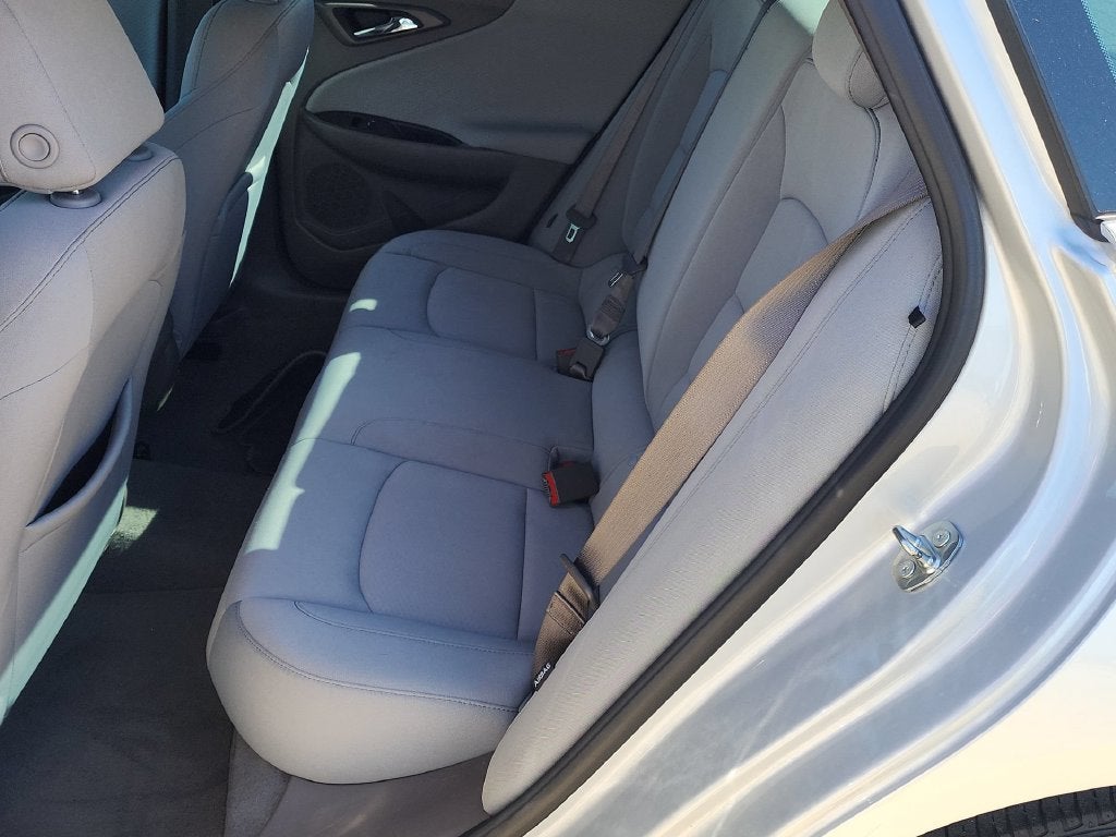 2021 Chevrolet Malibu LS