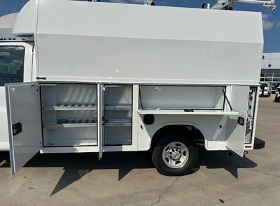 2025 Chevrolet Express Cutaway 3500 1WT