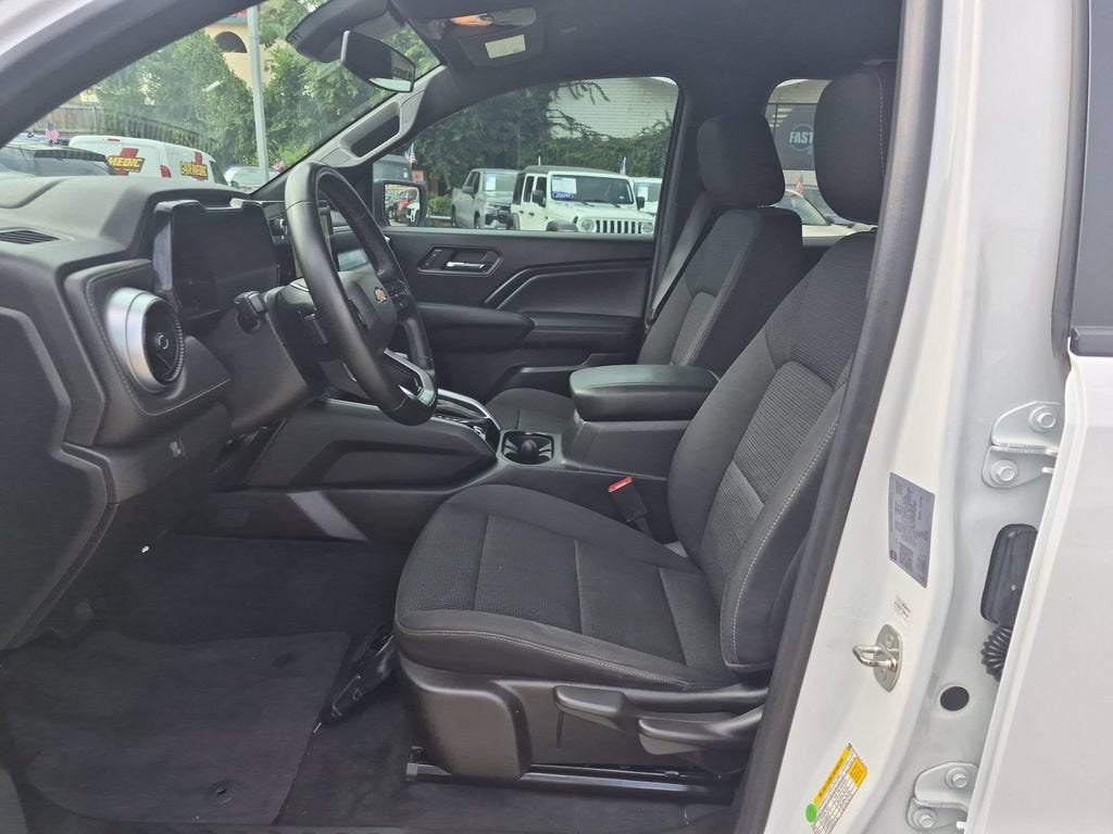 2023 Chevrolet Colorado LT