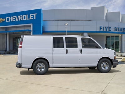2025 Chevrolet Express Cargo WT