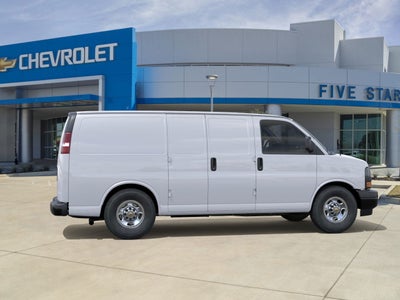 2025 Chevrolet Express Cargo WT