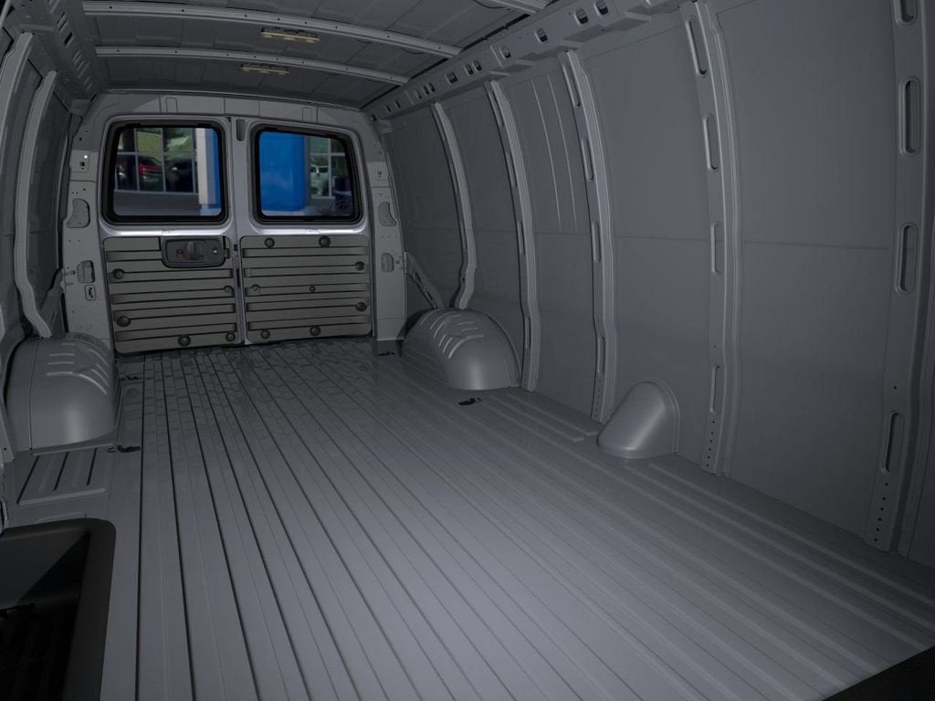 2025 Chevrolet Express Cargo WT