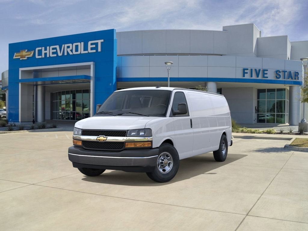 2025 Chevrolet Express Cargo WT