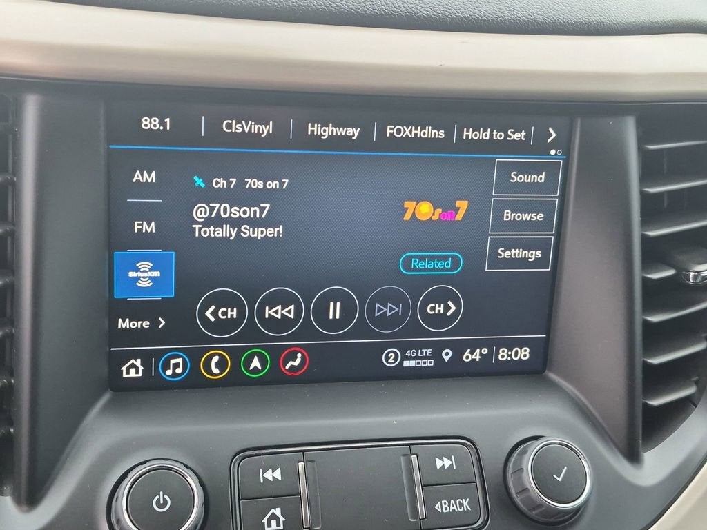 2023 GMC Acadia Denali