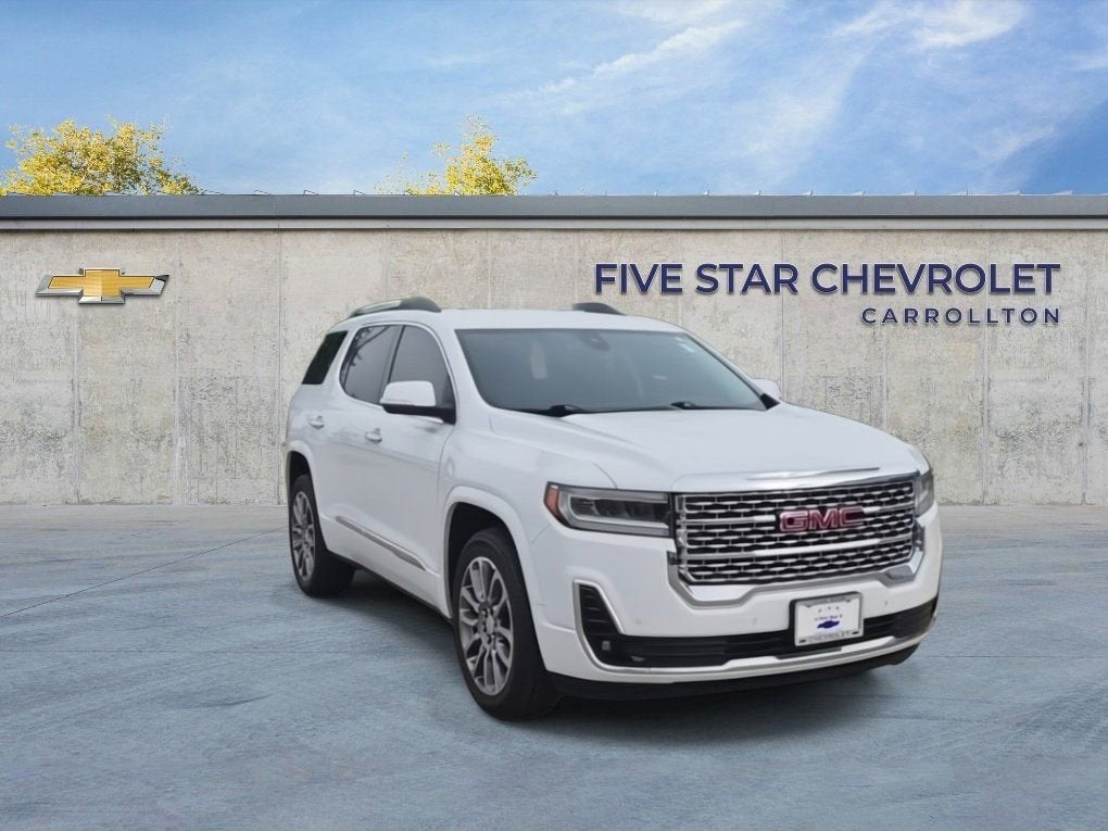 2023 GMC Acadia Denali