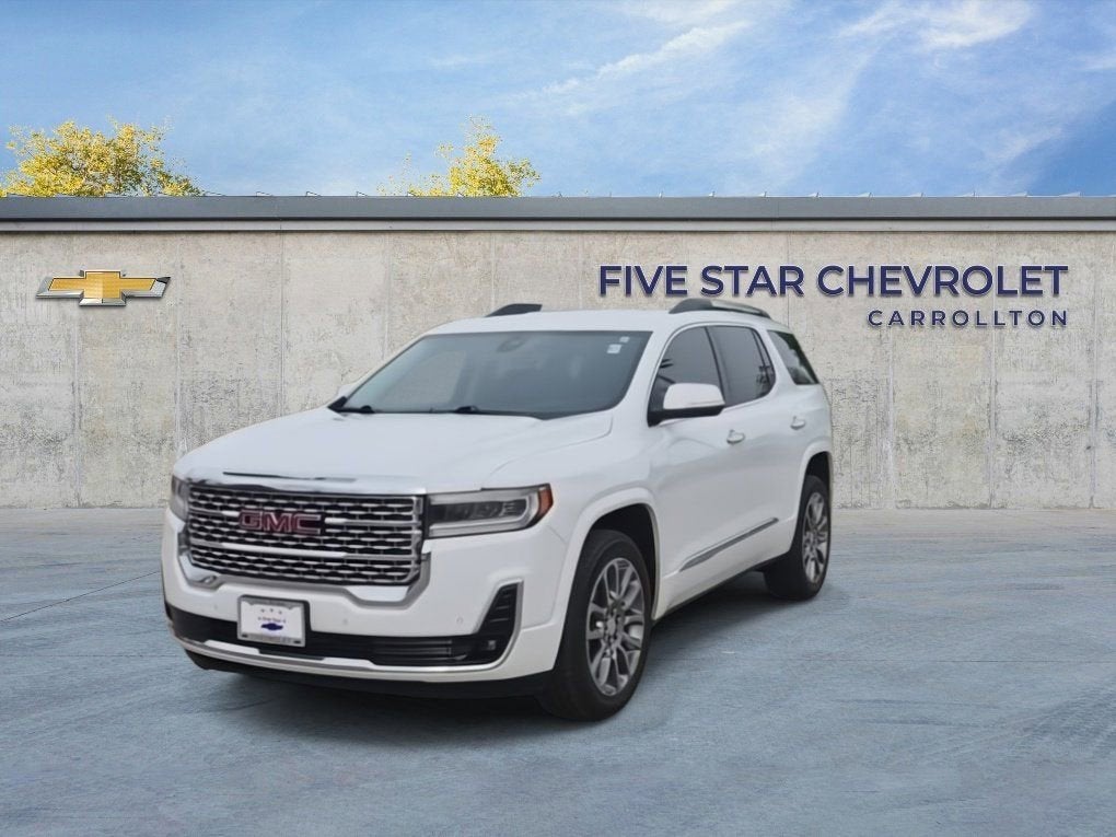 2023 GMC Acadia Denali