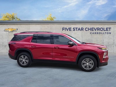 2025 Chevrolet Traverse LT