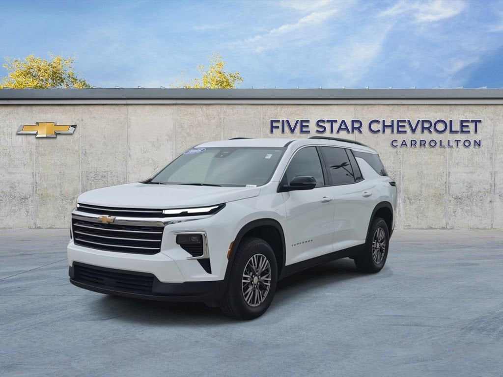 2025 Chevrolet Traverse LT