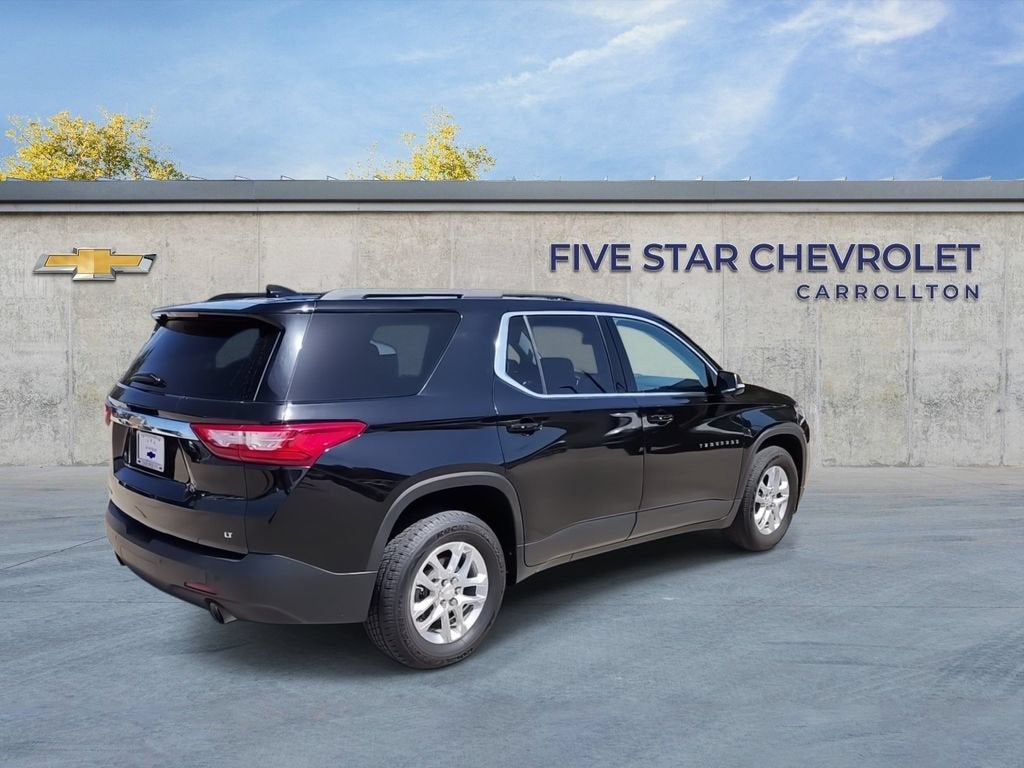 2021 Chevrolet Traverse LT Leather