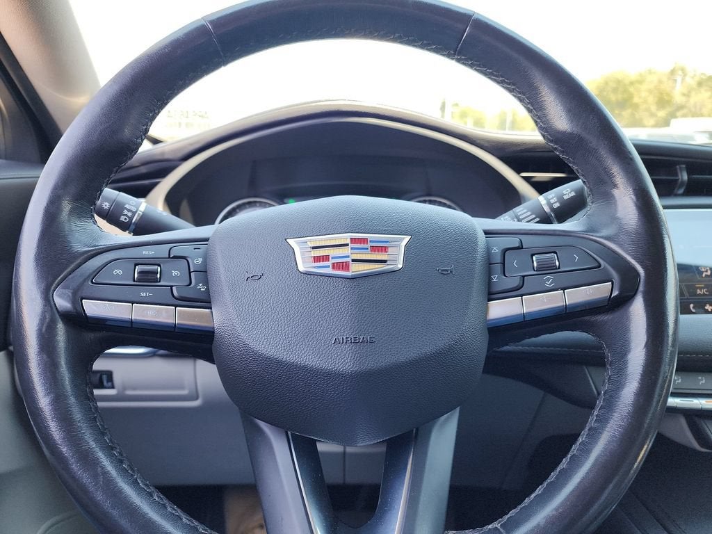 2021 Cadillac XT4 FWD Luxury