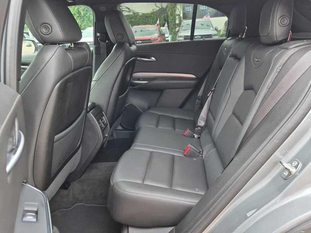 2025 Cadillac XT4 Premium Luxury