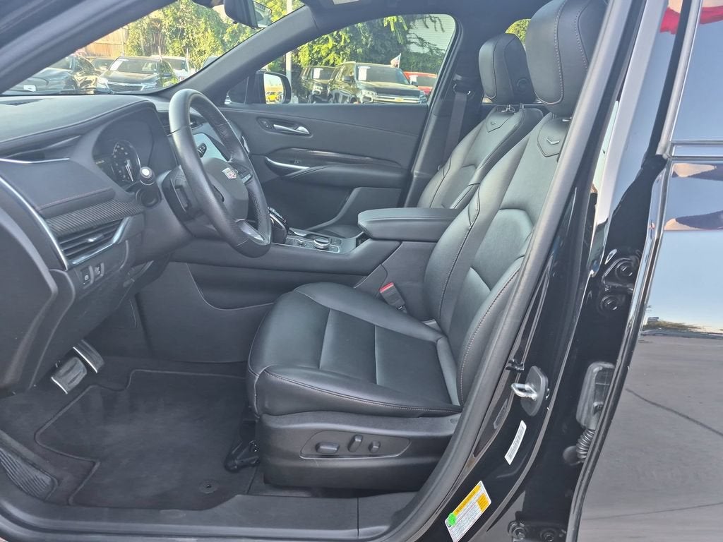 2022 Cadillac XT4 Sport