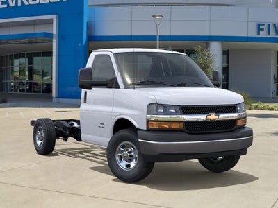 2025 Chevrolet Express Cutaway 3500 1WT