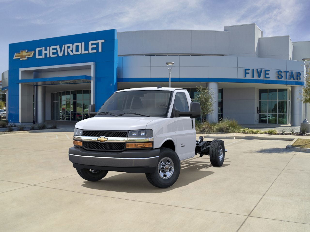 2025 Chevrolet Express Cutaway 3500 1WT