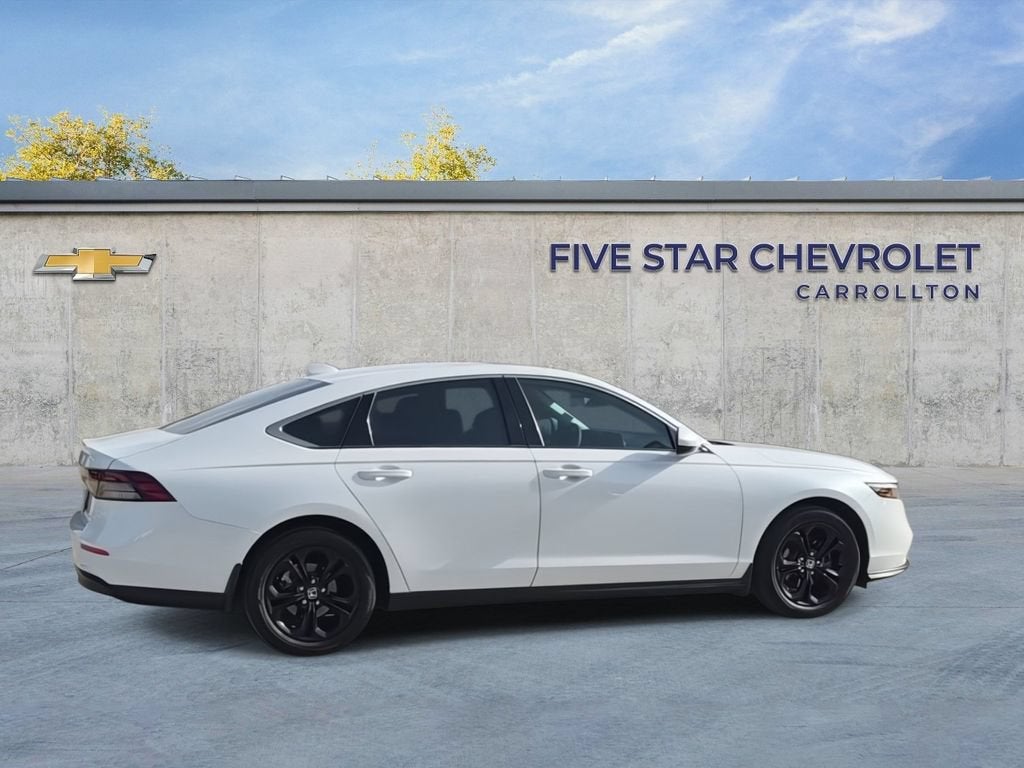 2024 Honda Accord Sedan EX